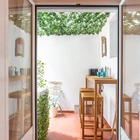 El Patio De Chloe Apartment *